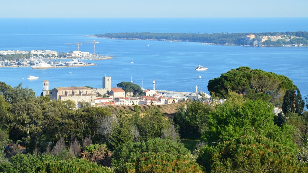 Landscape of the La Croix des Gardes in Cannes, France